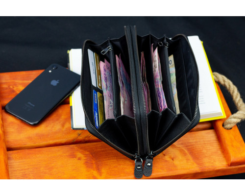 Чорний гаманець-клатч на дві блискавки з натуральної шкіри Marco Coverna B-5902B-1Q