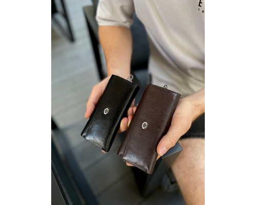 Чорна ключниця з натуральної шкіри із відділенням для грошей ST Leather B416