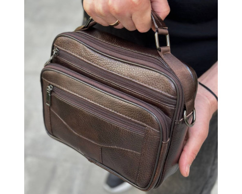 Чоловіча шкіряна сумка барсетка 23х19х7, месенджер через плече з коричневою ручкою BEXHILL 61881B