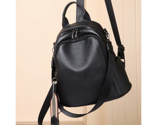 Шкіряний жіночий рюкзак міський 30х24х13, матова сумка на плечі, чорна