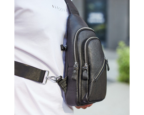 Чоловічий слінг через плече 18х32х7, шкіряна бананка нагрудна, сумка рюкзак Tiding Bag 33737 чорна