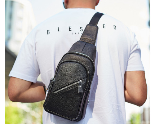 Чоловічий слінг через плече 18х32х7, шкіряна бананка нагрудна, сумка рюкзак Tiding Bag 33737 чорна