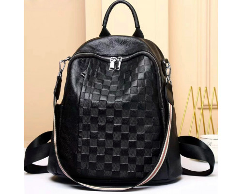 Шкіряний жіночий рюкзак з тисненням 25х30х11, сумка наплічна з шахматним візерунком, чорна