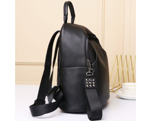 Жіночий шкіряний рюкзак міського типу 23х30х13, сумка на спину під мат, чорна