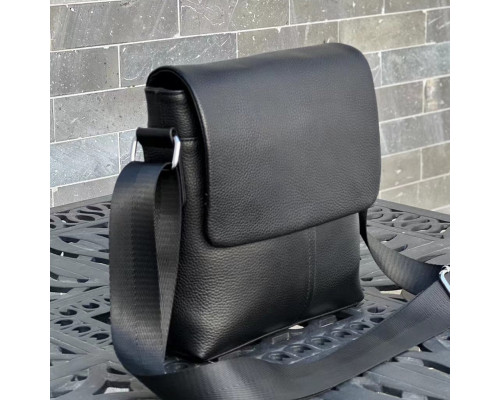 Шкіряна сумка чоловіча через плече 21х23х5.5, м'яка барсетка для гаджетів Tiding Bag 12977 чорна