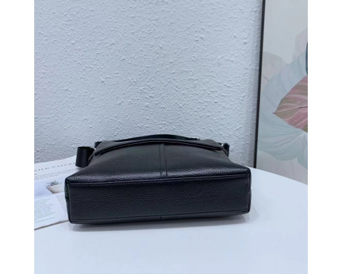 Шкіряна сумка чоловіча через плече 21х23х5.5, м'яка барсетка для гаджетів Tiding Bag 12977 чорна