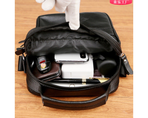 Чоловіча шкіряна сумка-барсетка 26х20.5х8, месенджер через плече Bexhill Bx-56402 чорна