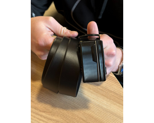 Чоловічий шкіряний ремінь із пряжкою автомат 4978