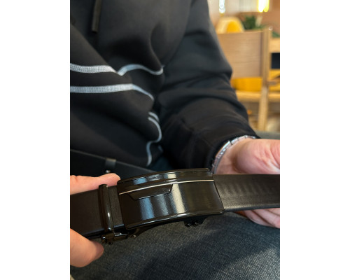 Чоловічий шкіряний ремінь із пряжкою автомат 4978