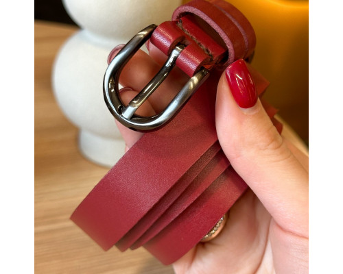 Шкіряний жіночий ремінь червоного кольору 4711