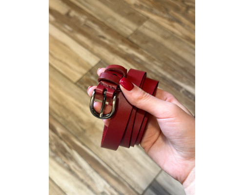 Шкіряний жіночий ремінь червоного кольору 4711