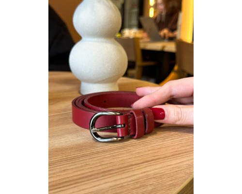 Шкіряний жіночий ремінь червоного кольору 4711