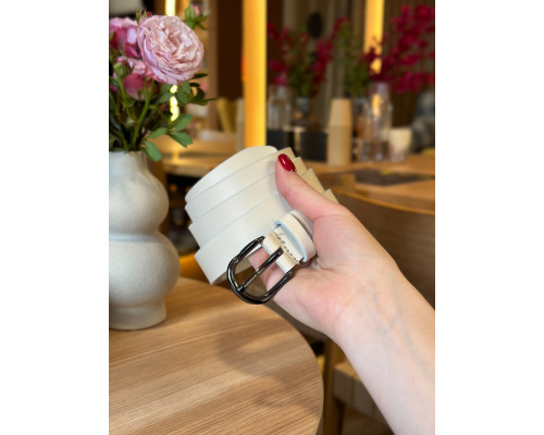 Шкіряний жіночий ремінь в білому кольорі 6231