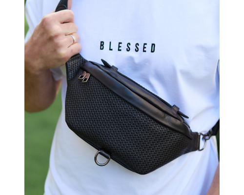 Стильна чоловіча бананка з натуральної гладкої шкіри 22х27х8, рюкзак нагрудний з принтом NM-58744 чорний