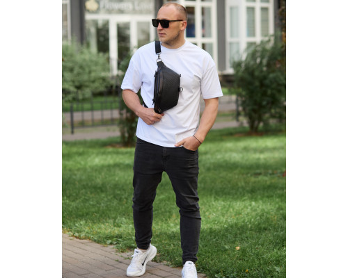 Стильна чоловіча бананка з натуральної гладкої шкіри 22х27х8, рюкзак нагрудний з принтом NM-58744 чорний