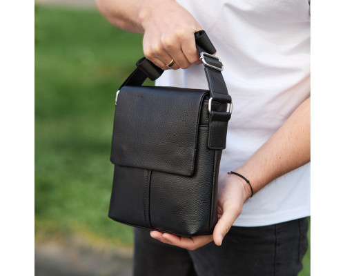 Шкіряна чоловіча сумка-месенджер 21х23х5.5, сумка планшет через плече Tiding Bag 48450 чорна