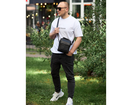 Сумка-барсетка чоловіча через плече 19х24х8, месенджер шкіряний гладкий Tiding Bag TD-55467 чорний колір