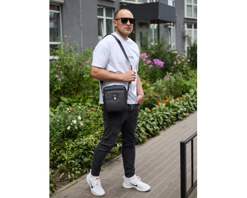 Чоловіча шкіряна універсальна сумка 24х20х8, барсетка зі шкіри, сумочка для чоловіків з регулюванням ручки, чорна