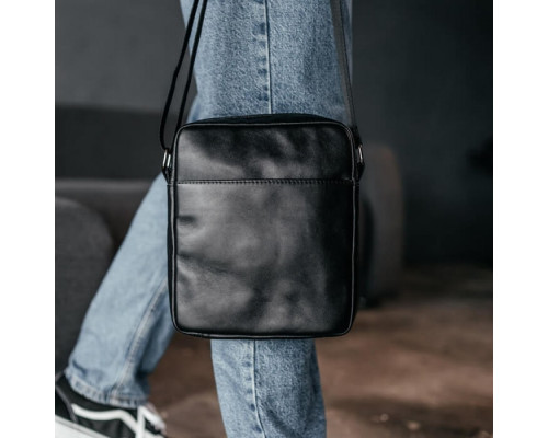 Чоловіча шкіряна сумка через плече London глянець чорна