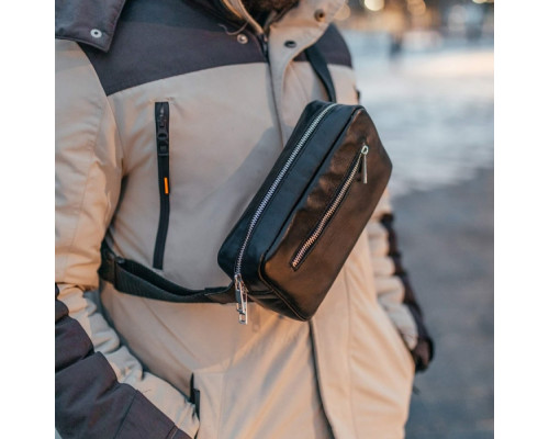 Чоловіча шкіряна чорна сумка на пояс бананка Кентукки глянець