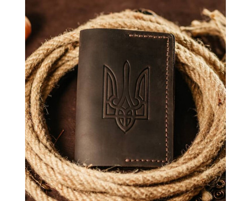 Чоловіча обкладинка на паспорт коричнева Тризуб