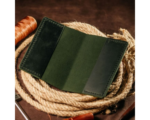 Чоловіча обкладинка на паспорт зелена Тризуб