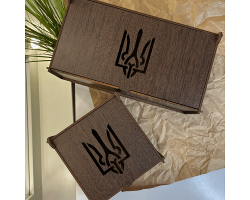 Дерев'яна подарункова коробка велика