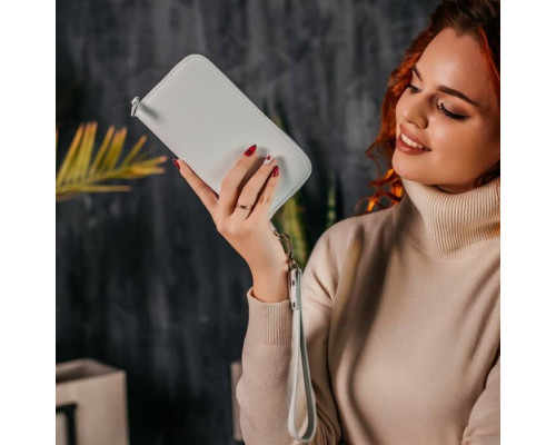 Жіночий клатч білий гладкий