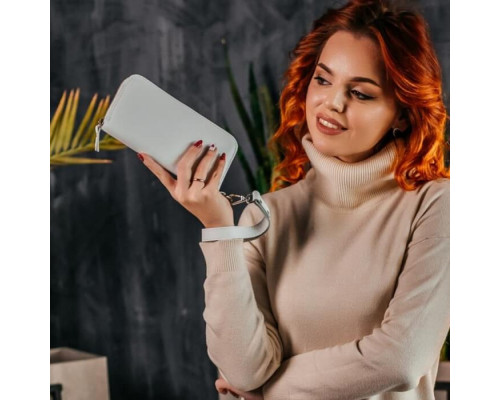 Жіночий клатч білий гладкий