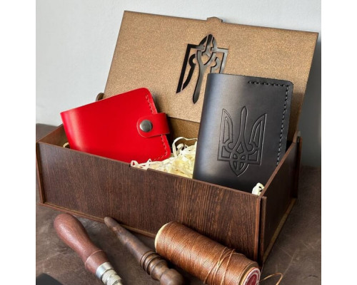 Жіночий подарунковий набір з гаманця Біфолд та обкладинки на паспорт