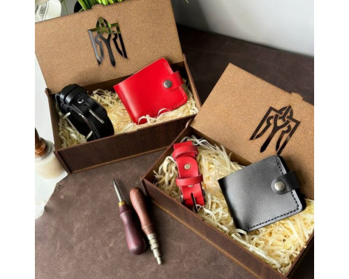 Жіночий подарунковий набір з ременя Dakota та гаманця Біфолд