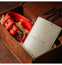 Жіночий подарунковий набір з ременя Dakota та обкладинки на паспорт