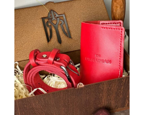 Жіночий подарунковий набір з ременя Dakota та обкладинки на паспорт