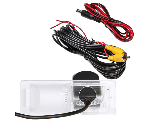 Автомобильная камера заднего вида Chevrolet Aveo Cruze 2012 (2816)