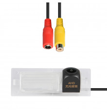 Автомобильная камера заднего вида Jeep Renegade (7832)