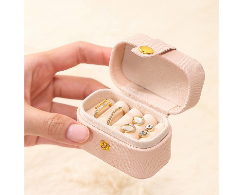 Шкатулка Casegrace SP-01244 для колец и ювелирных изделий портативная компактная 6,6*4*4,7 см Pink