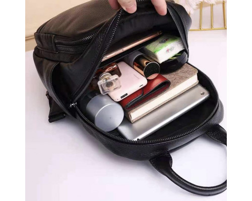 Шкіряний жіночий міський рюкзак на блискавці 23х29х13, сумка наплічна для прогулянок, чорна