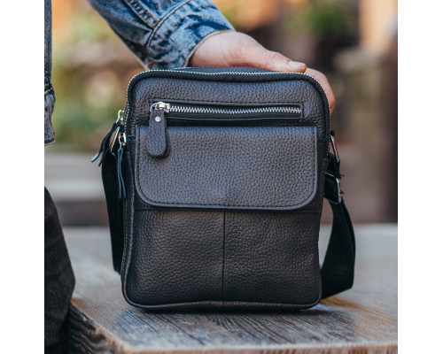 Шкіряна чоловіча сумка 17х21х5, барсетка через плече Tiding Bag 4134A чорна