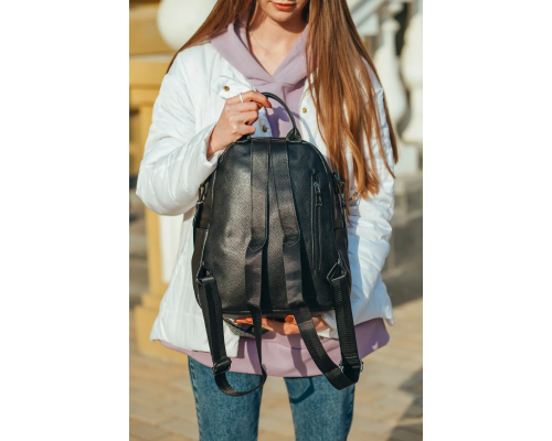 Жіночий шкіряний рюкзак міський 23х32х13, сумка для міста, подорожей та відпочинку, чорна