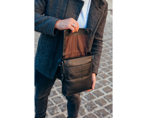 Чоловіча сумка планшет через плече 23х26х6, шкіряна барсетка Tiding Bag SK A75-181 чорна