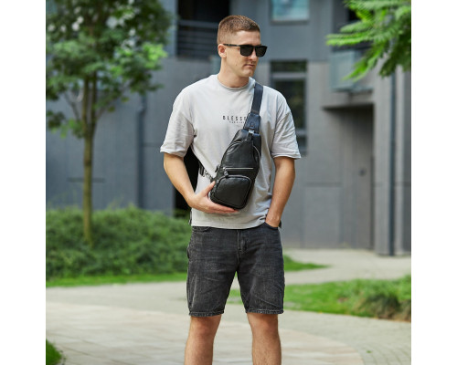 Чоловіча шкіряна сумка-слінг 17х32х7, бананка для роботи та офісу TIDING BAG - MK-96303 чорна