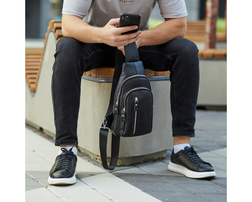 Сумка-слінг чоловіча на одне плече 18х32х7, рюкзак нагрудний з натуральної шкіри 74521 чорний