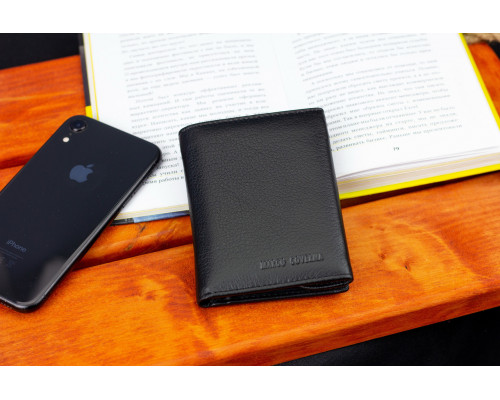 Чорний чоловічий гаманець вертикального типу з натуральної шкіри на магніті Marco Coverna MC-1286