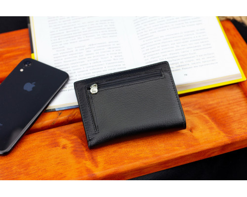 Чорний чоловічий гаманець вертикального типу з натуральної шкіри на магніті Marco Coverna MC-1286