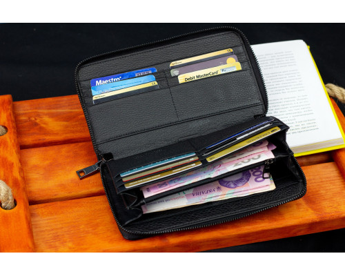 Чорний гаманець-клатч з блоком під картки під однією блискавкою з натуральної шкіри Marco Coverna МС-5901Q